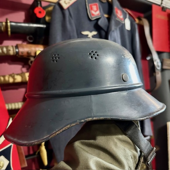 WW2 German Luftschutz Helmet 2
